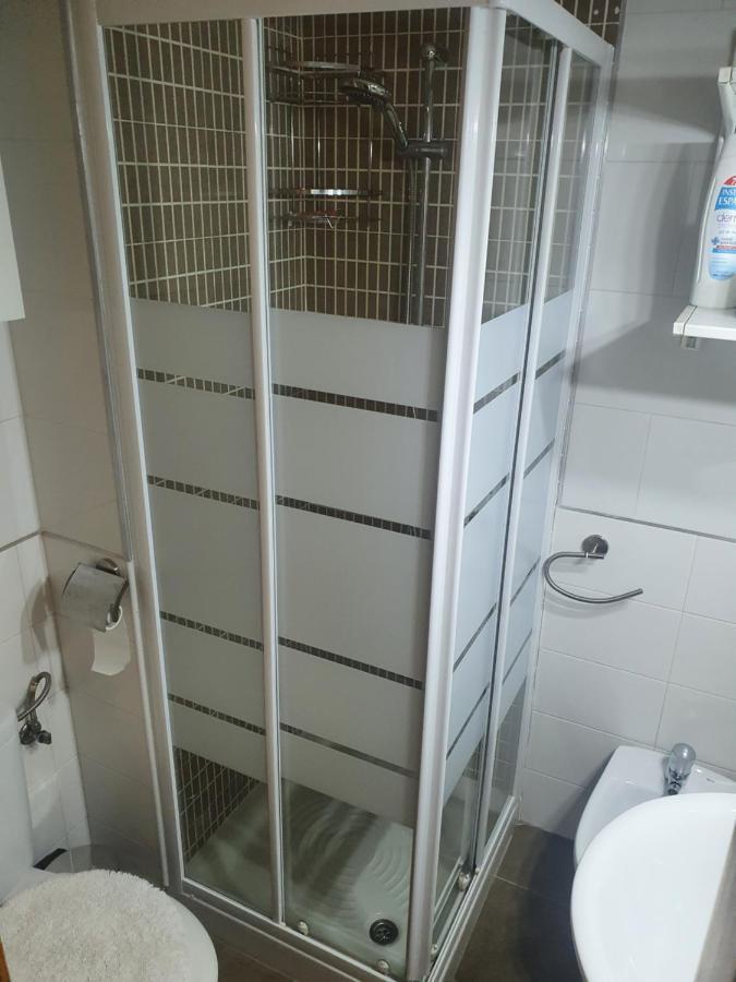 1F, Aire Acondic, 80M2, 2 Dormitorios, 4 Huespedes, Wifi Gratis La Línea de la Concepción Exterior foto